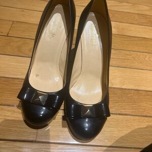 Ferragamo Black Patent Leather Heels with Bow